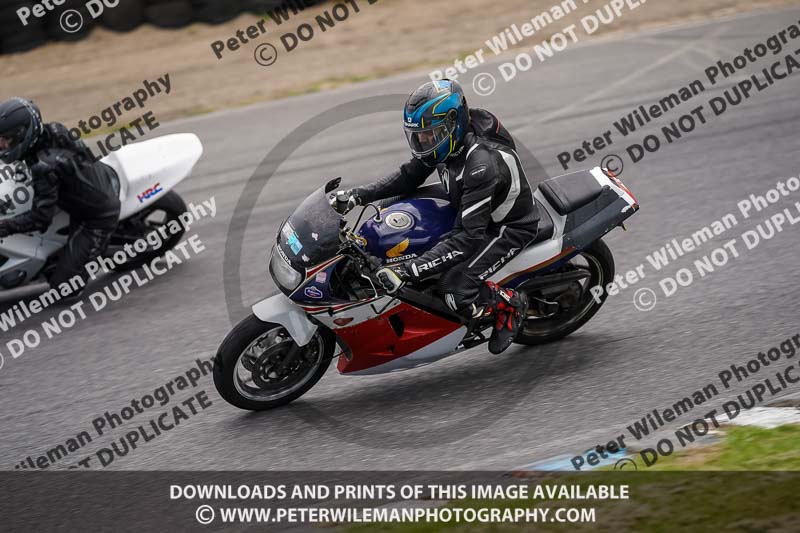enduro digital images;event digital images;eventdigitalimages;lydden hill;lydden no limits trackday;lydden photographs;lydden trackday photographs;no limits trackdays;peter wileman photography;racing digital images;trackday digital images;trackday photos